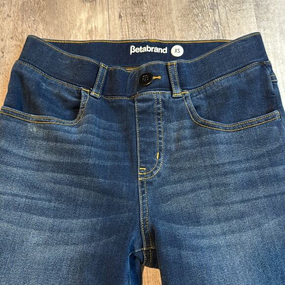 Betabrand Dark Wash Mid-Rise Flared Jeggings Jeans - Picture 6 of 7